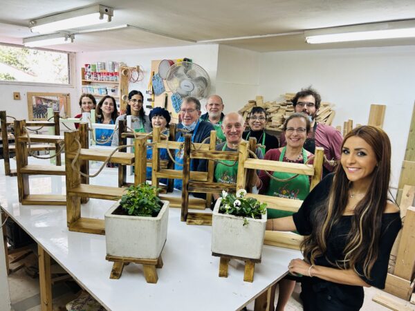 ⁦סדנת נגרות ליצירת מדפי עץ נתלים על חבל⁩ – תמונה ⁦7⁩