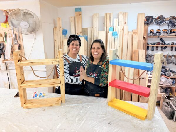 ⁦סדנת נגרות ליצירת מדפי עץ נתלים על חבל⁩ – תמונה ⁦5⁩