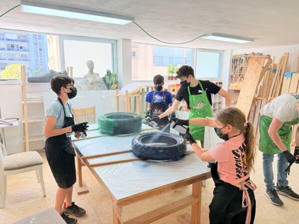 ⁦סדנת נגרות ליצירת צמיג דקורטיבי לחדרי ילדים⁩ – תמונה ⁦2⁩