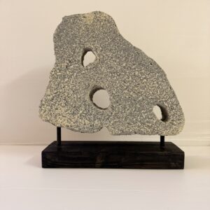 סדנאות ציור 37 סדנת פיסול בבטון קל עם מעמד עץ